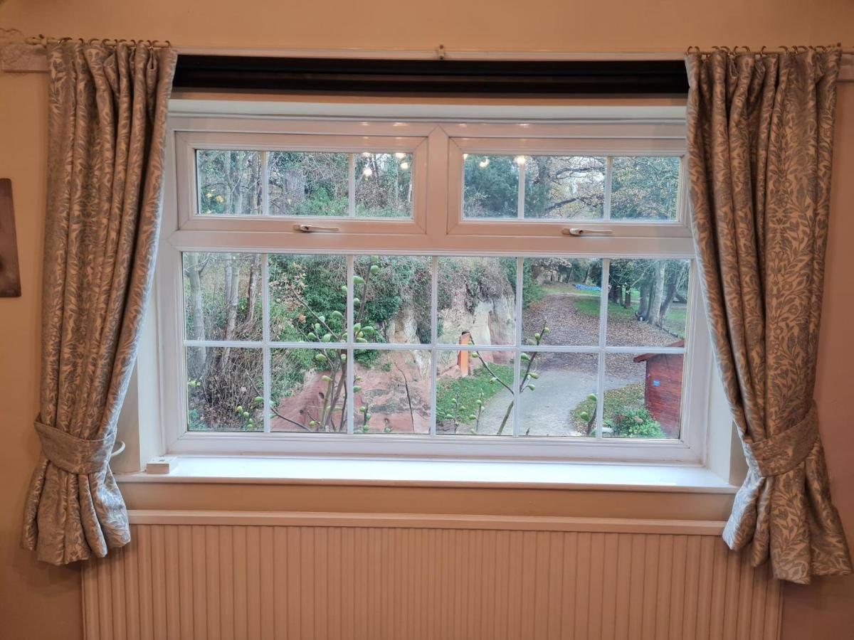 17Th-Century One Bed Studio With Parking & Garden! Elkesley Exterior foto