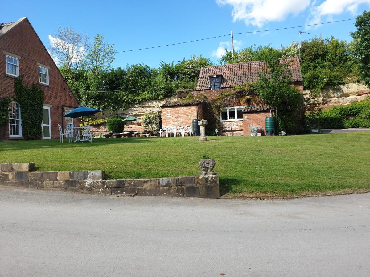 17Th-Century One Bed Studio With Parking & Garden! Elkesley Exterior foto