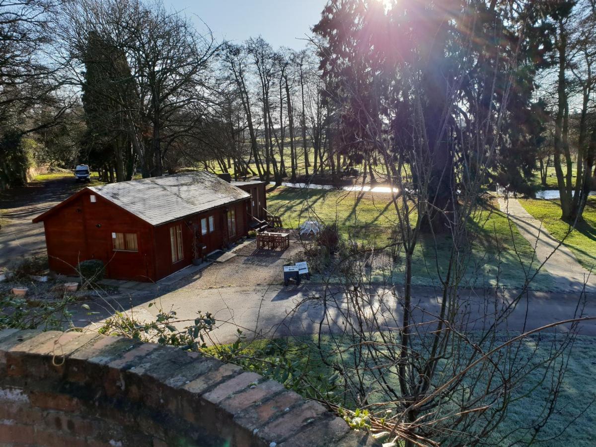 17Th-Century One Bed Studio With Parking & Garden! Elkesley Exterior foto
