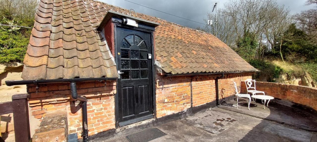 17Th-Century One Bed Studio With Parking & Garden! Elkesley Exterior foto